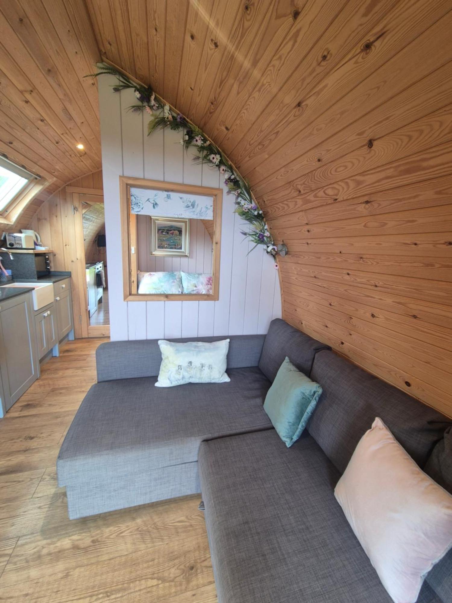 Lilly'S Lodges Orkney Hedgehog Lodge Finstown Exterior photo